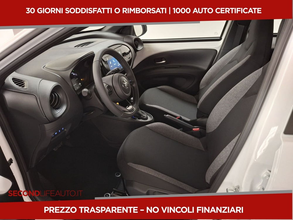 Toyota Aygo X nuova a Roma (5)