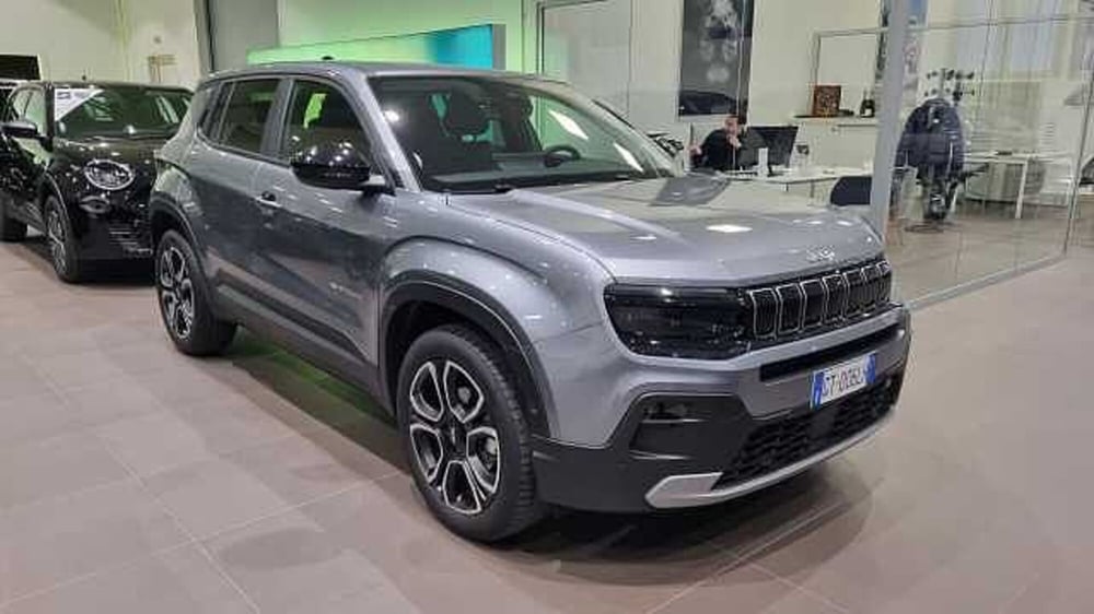 Jeep Avenger usata a Milano (2)