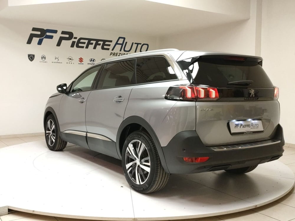 Peugeot 5008 usata a Teramo (3)