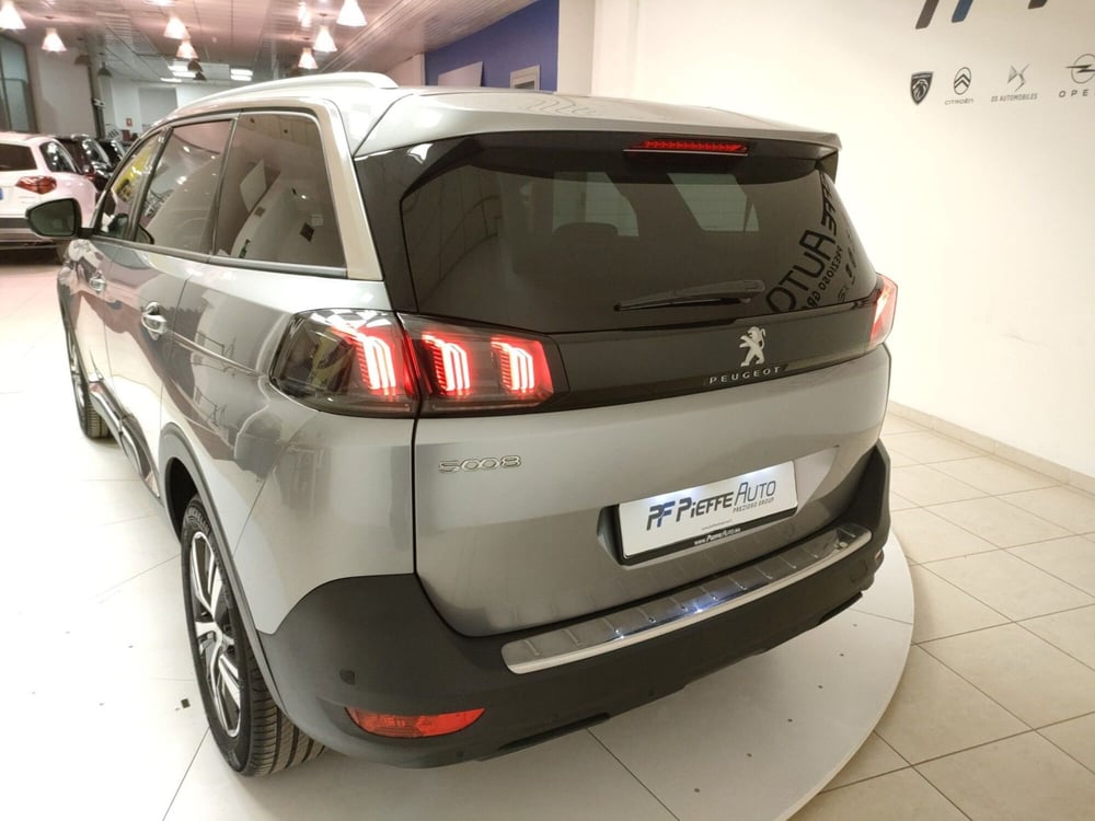 Peugeot 5008 usata a Teramo (9)