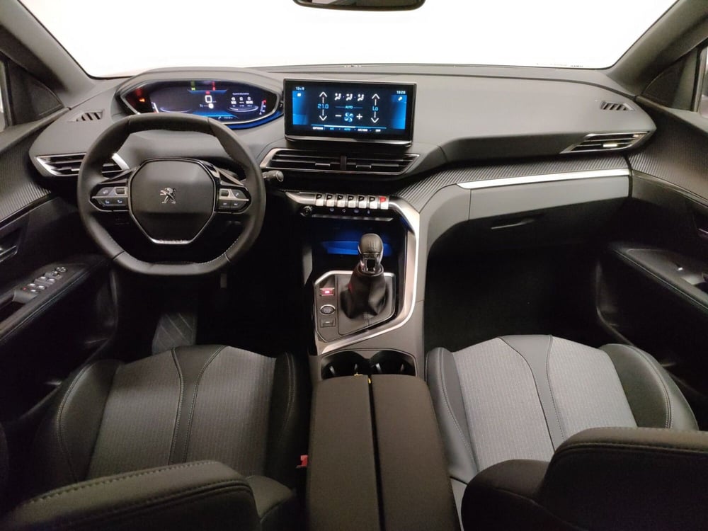 Peugeot 5008 usata a Teramo (16)