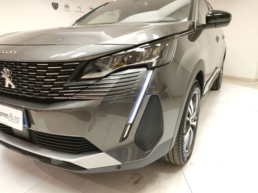 Peugeot 5008 usata a Teramo (8)