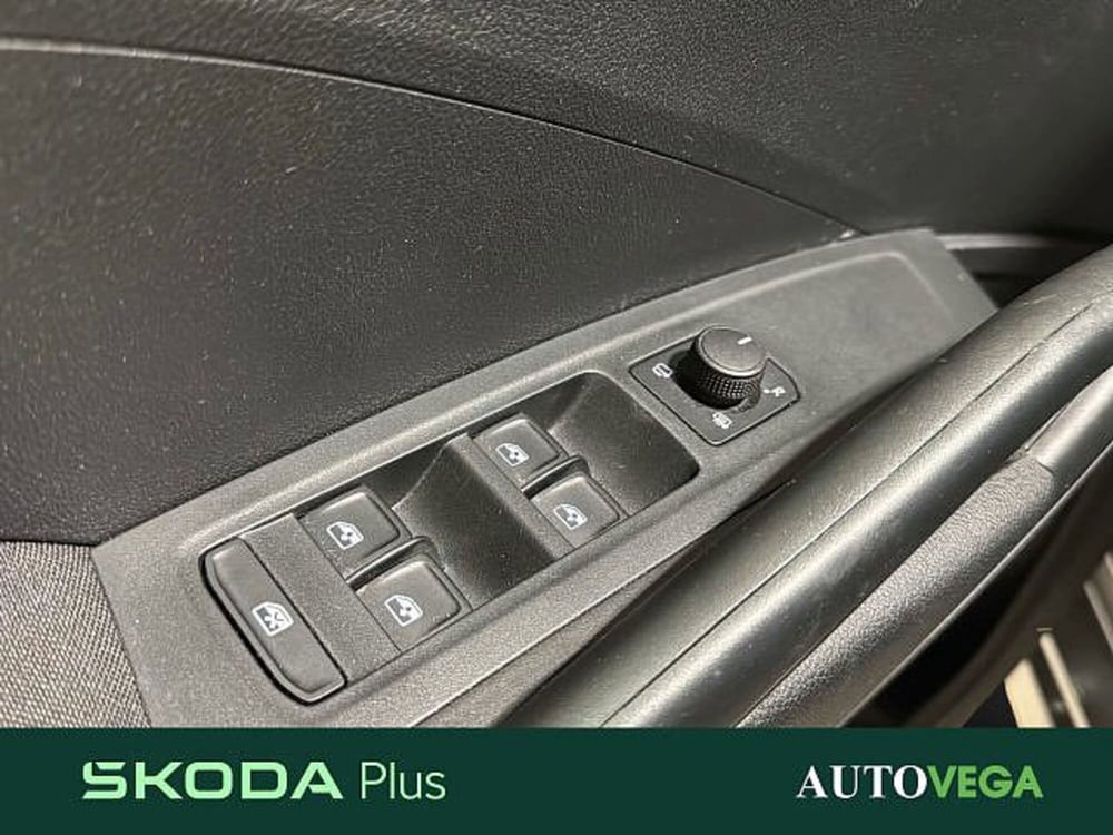 Skoda Fabia usata a Vicenza (15)