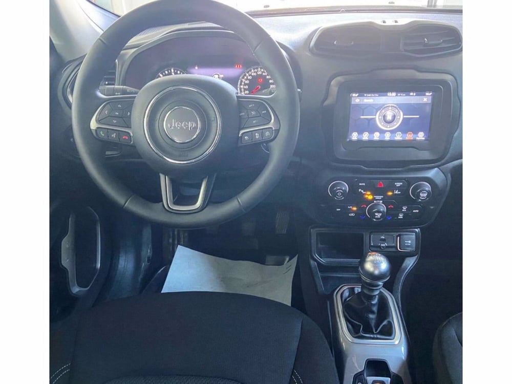 Jeep Renegade usata a Novara (8)