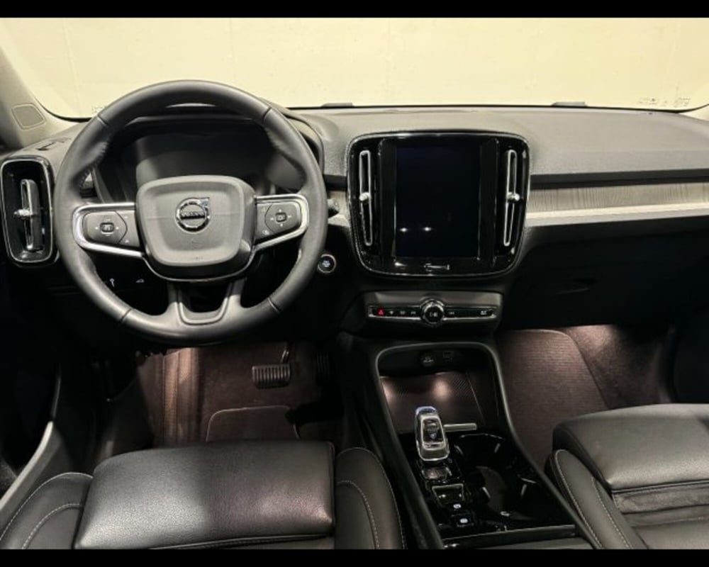 Volvo XC40 usata a Treviso (4)