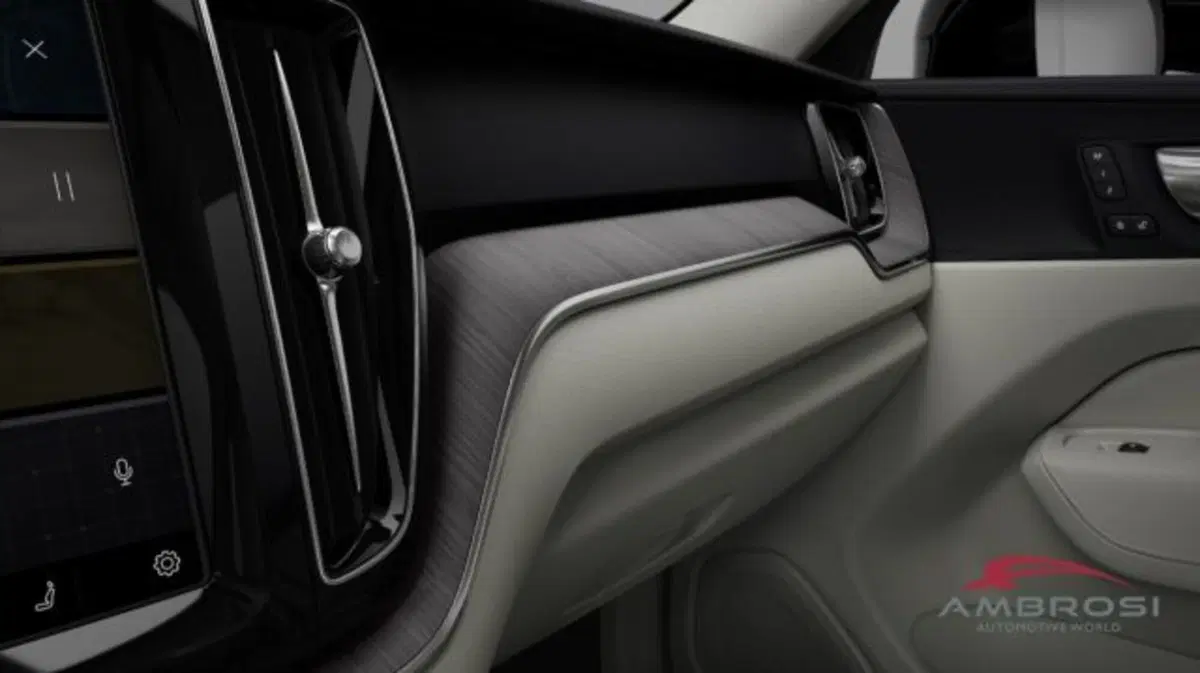 Volvo XC60 nuova a Perugia (9)