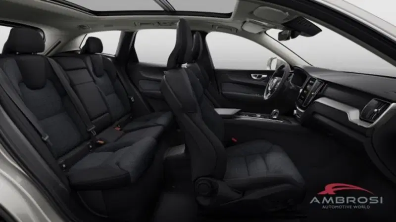 Volvo XC60 nuova a Perugia (2)