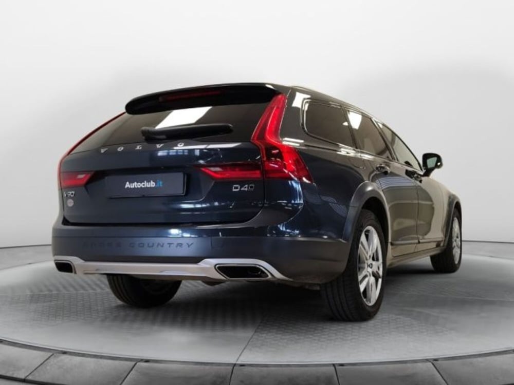 Volvo V90 Cross Country usata a Modena (2)