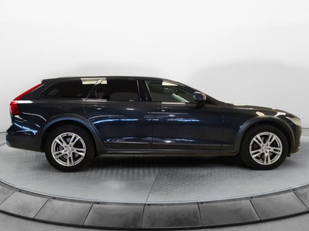 Volvo V90 Cross Country usata a Modena (4)