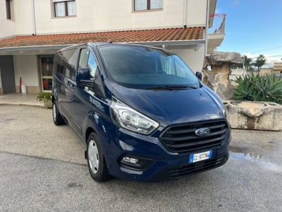 Ford Transit Custom Furgone 320 2.0 EcoBlue PL Combi Trend  del 2021 usata a Alcamo