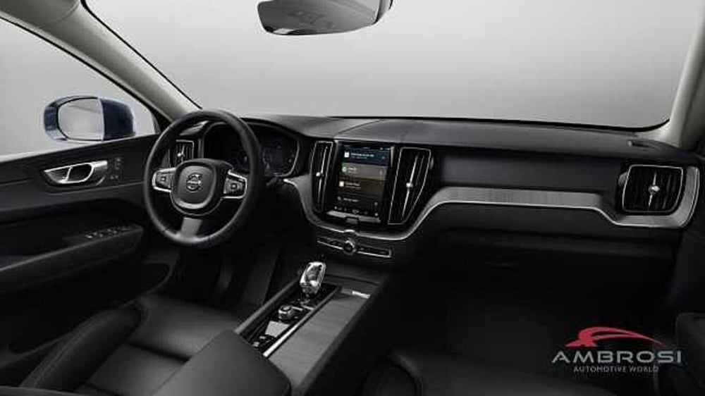 Volvo XC60 nuova a Viterbo (9)