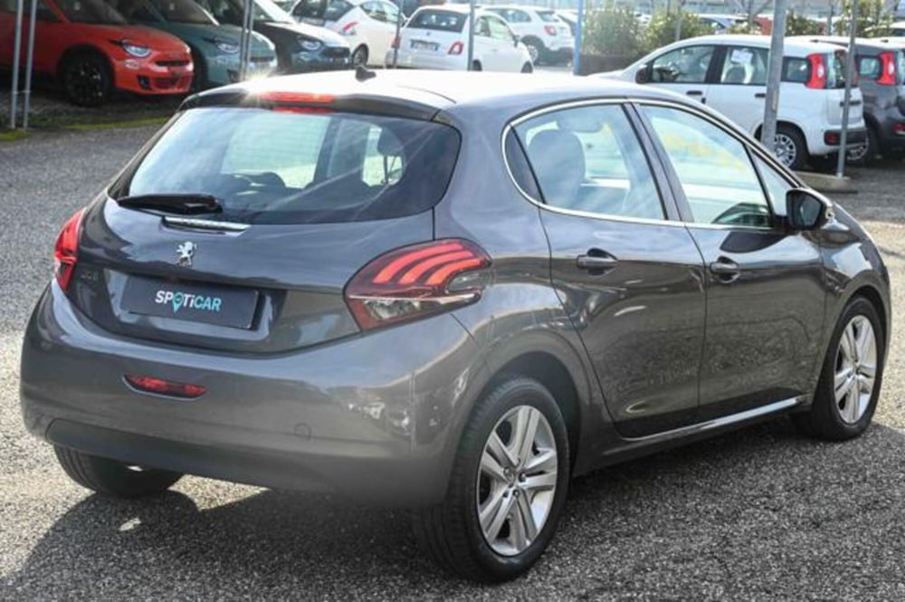 Peugeot 208 usata a Torino (4)