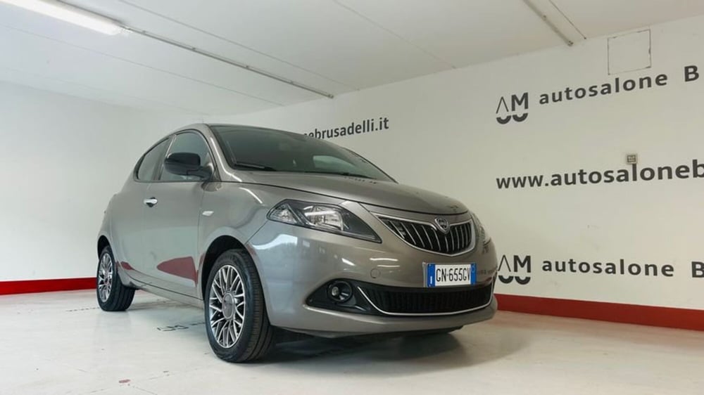 Lancia Ypsilon usata a Lecco