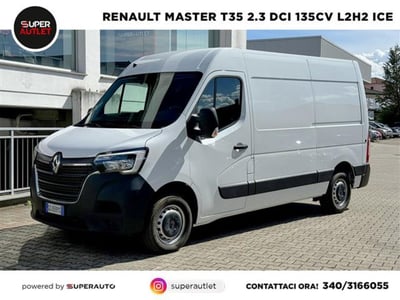 Renault Master Furgone T35 2.3 dCi 135 PL-TM-DC Furgone Ice Plus  del 2021 usata a Vigevano