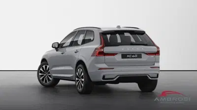 Volvo XC60 2.0 b5 Plus Dark awd auto nuova a Corciano