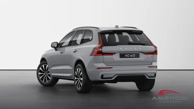 Volvo XC60 nuova a Perugia