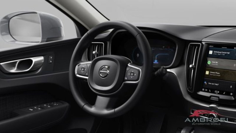 Volvo XC60 nuova a Perugia (7)