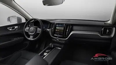 Volvo XC60 2.0 b5 mhev Core awd auto nuova a Corciano