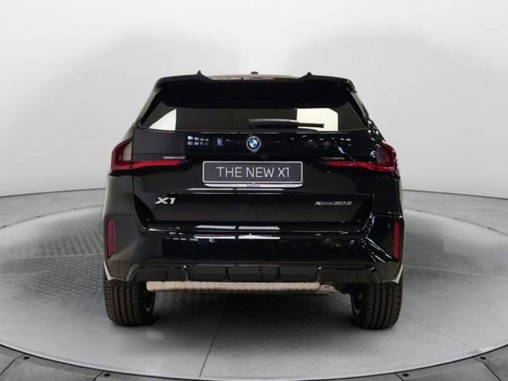 BMW X1 nuova a Modena (19)