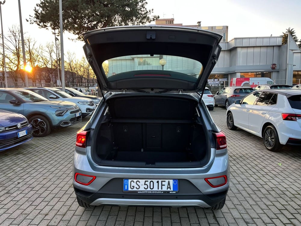 Volkswagen T-Roc usata a Milano (9)