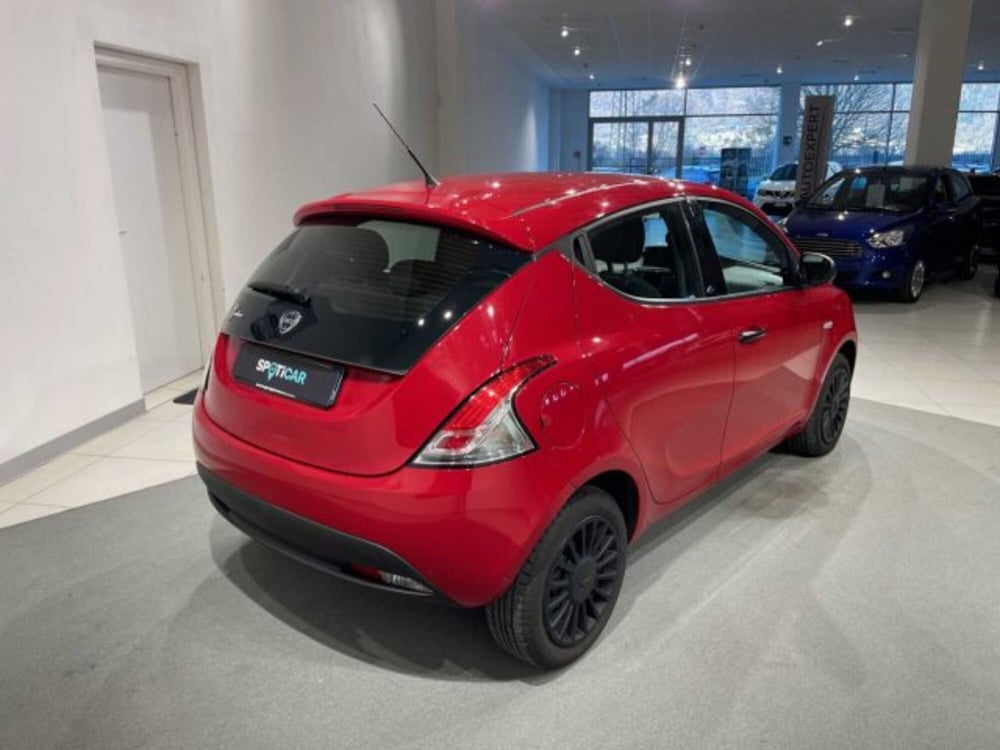 Lancia Ypsilon usata a Sondrio (4)