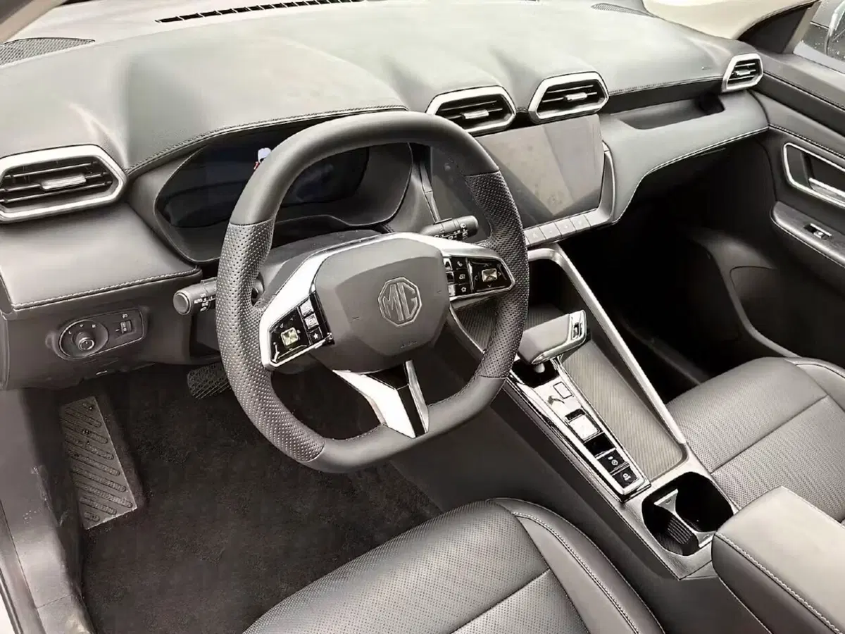 Mg ZS nuova a Napoli (6)