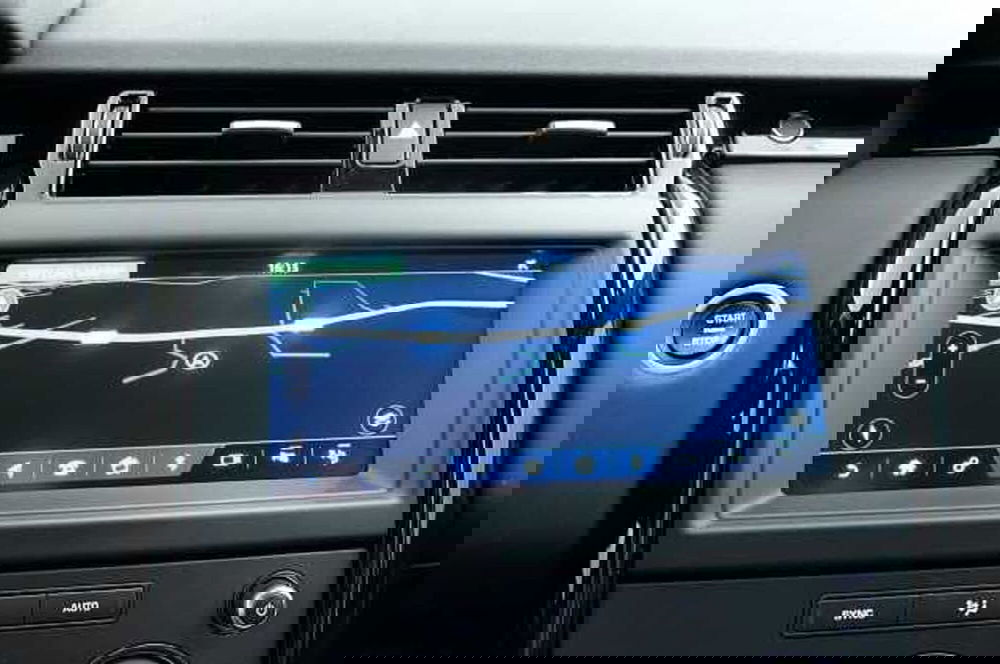 Land Rover Discovery usata a Mantova (14)