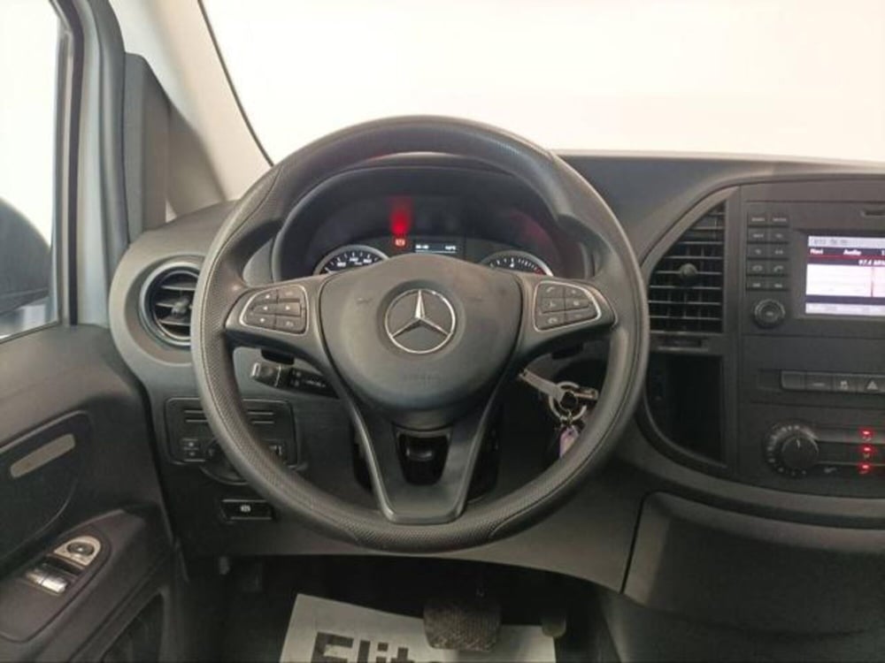 Mercedes-Benz Vito usata a Milano (13)