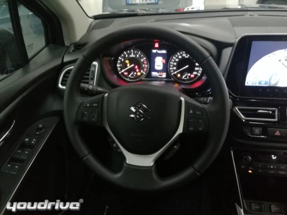 Suzuki S-Cross nuova a Napoli (10)