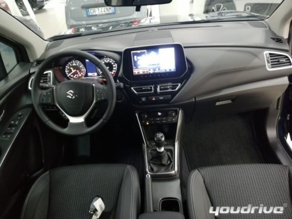 Suzuki S-Cross nuova a Napoli (17)