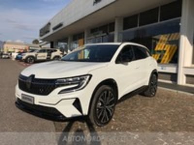 Renault Austral 1.2 full hybrid Iconic 200cv auto nuova a Pordenone