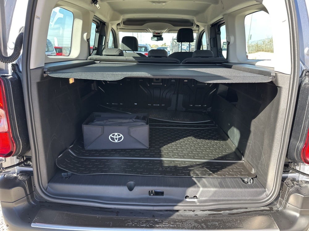 Toyota Proace City Verso nuova a Ragusa (6)