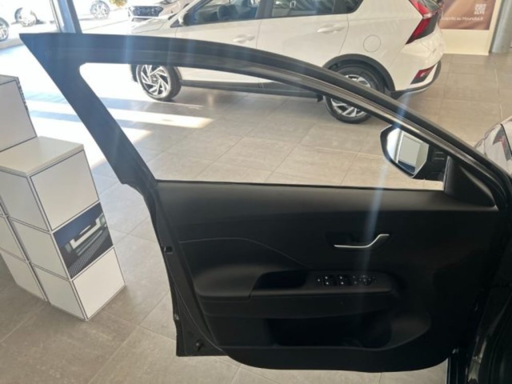 Hyundai Kona nuova a Padova (11)