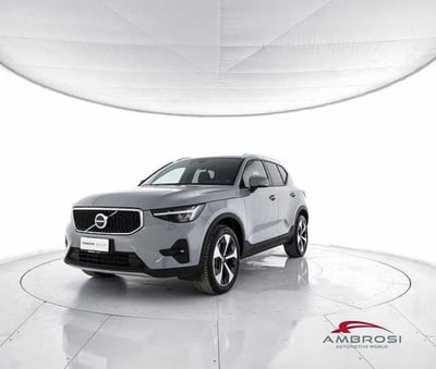 Volvo XC40 2.0 b3 Core auto del 2024 usata a Corciano