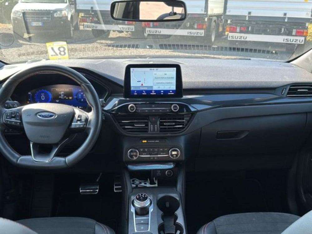 Ford Kuga usata a Lucca (12)