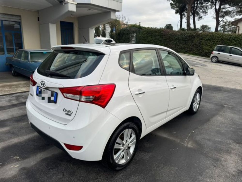 Hyundai ix20 usata a Macerata (5)