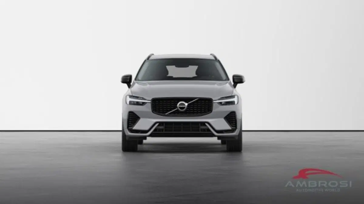 Volvo XC60 nuova a Perugia (3)