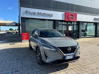 Nissan Qashqai 1.3 mhev Tekna 2wd 140cv del 2023 usata a Taranto