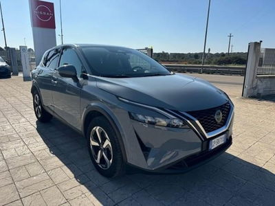 Nissan Qashqai 1.3 mhev Tekna 2wd 140cv del 2023 usata a Taranto