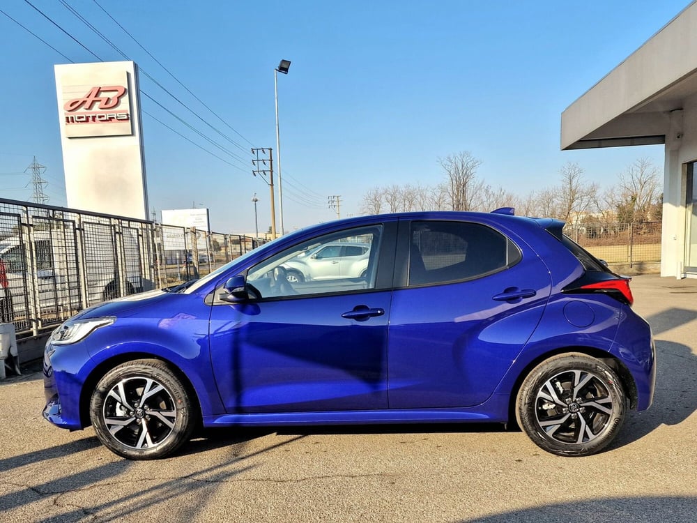 Toyota Yaris nuova a Varese (8)