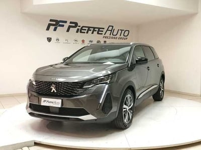 Peugeot 5008 PureTech Turbo 130 S&amp;S EAT8 Allure Pack  del 2023 usata a Teramo