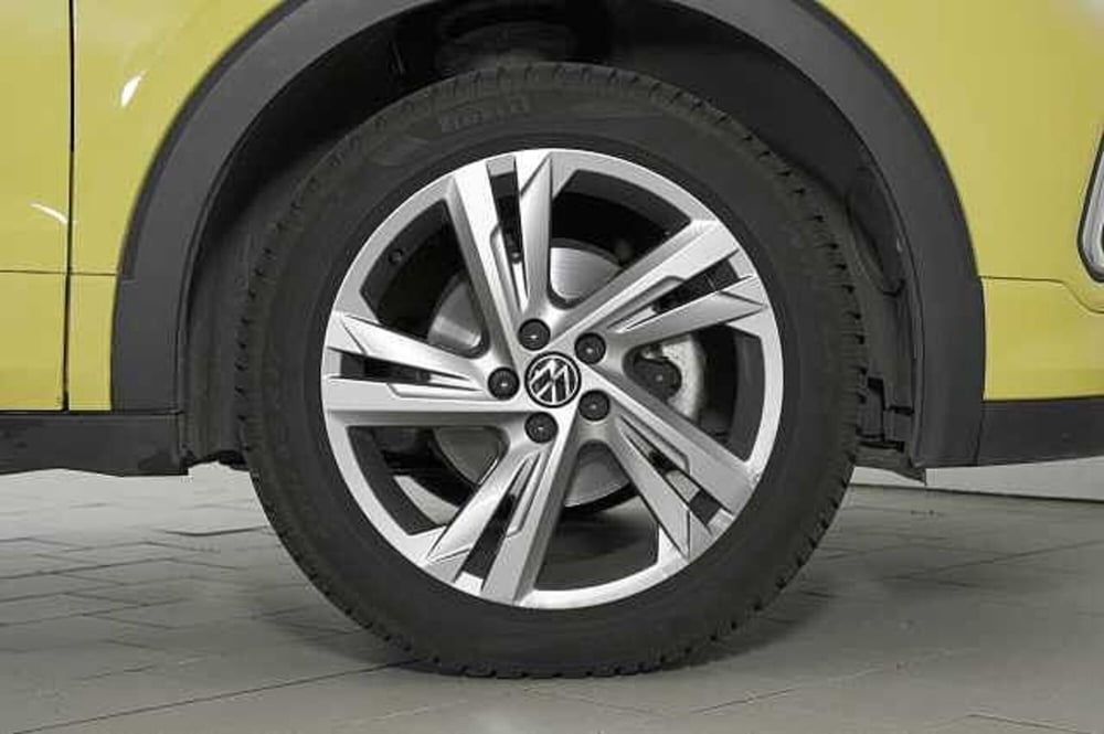 Volkswagen T-Cross usata a Como (10)
