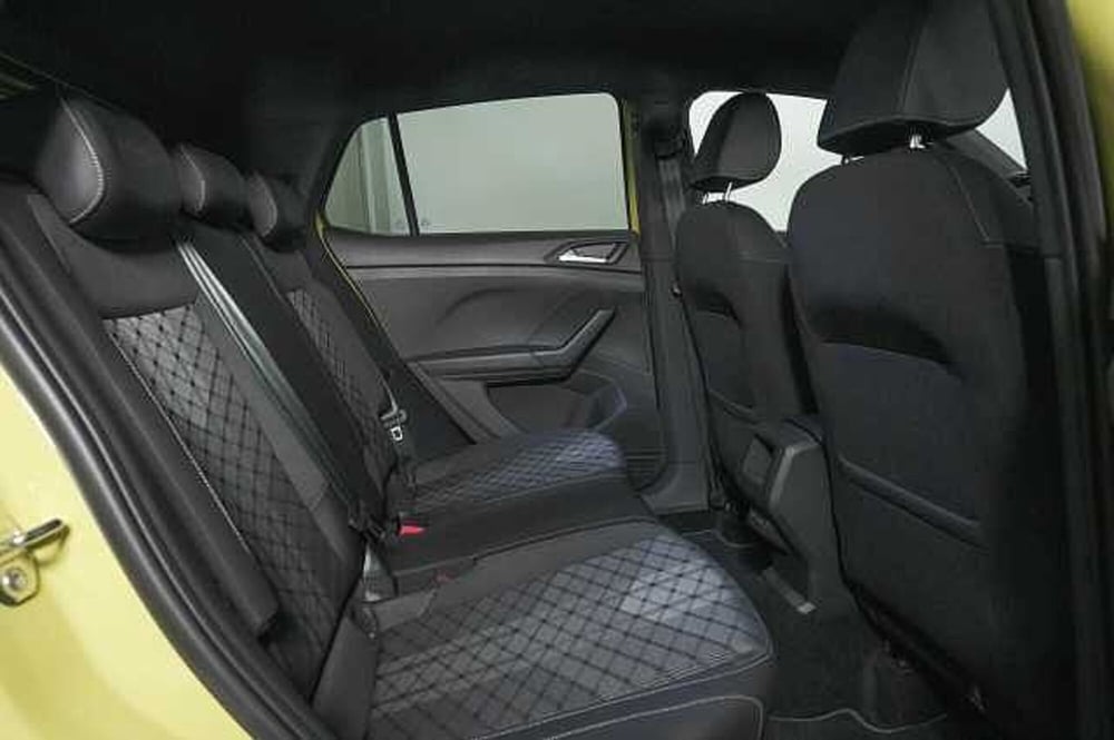 Volkswagen T-Cross usata a Como (11)