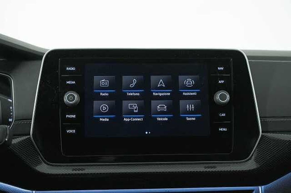 Volkswagen T-Cross usata a Como (16)