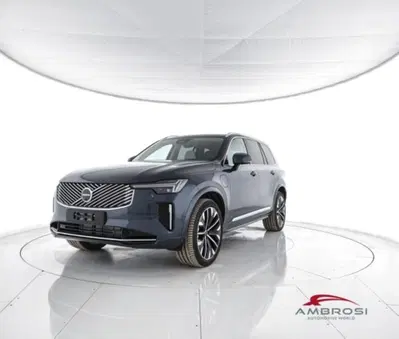 Volvo XC90 T8 Recharge AWD Plug-in Hybrid aut. 7p. Ultimate Dark nuova a Corciano