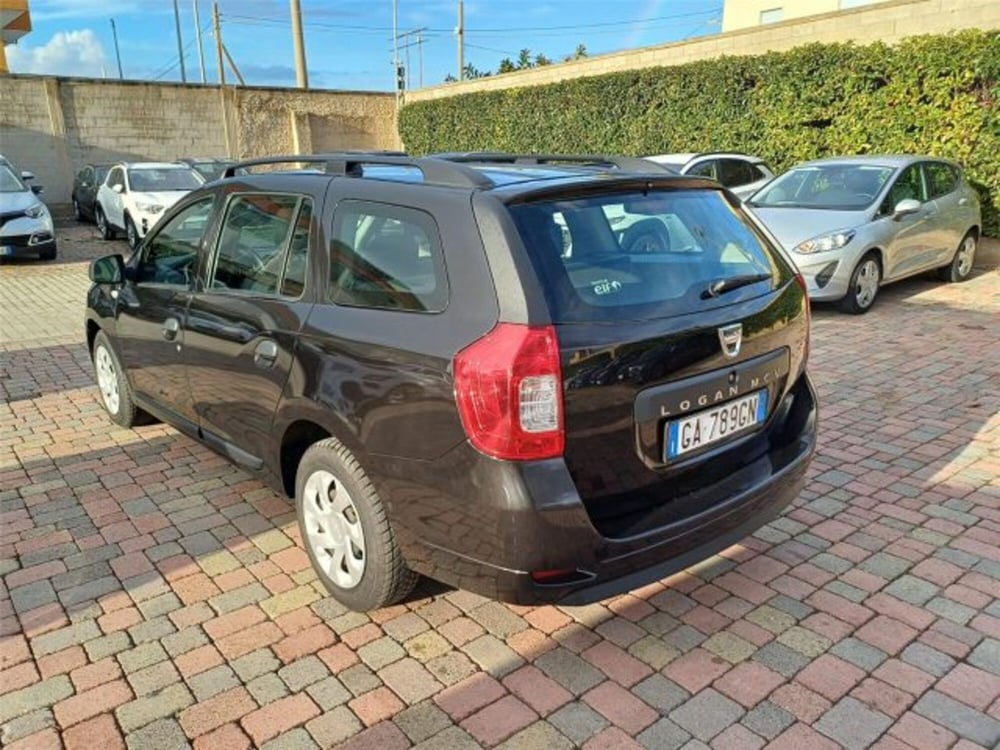 Dacia Logan usata a Bari (4)