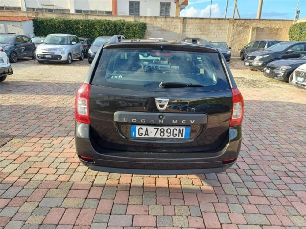 Dacia Logan usata a Bari (5)