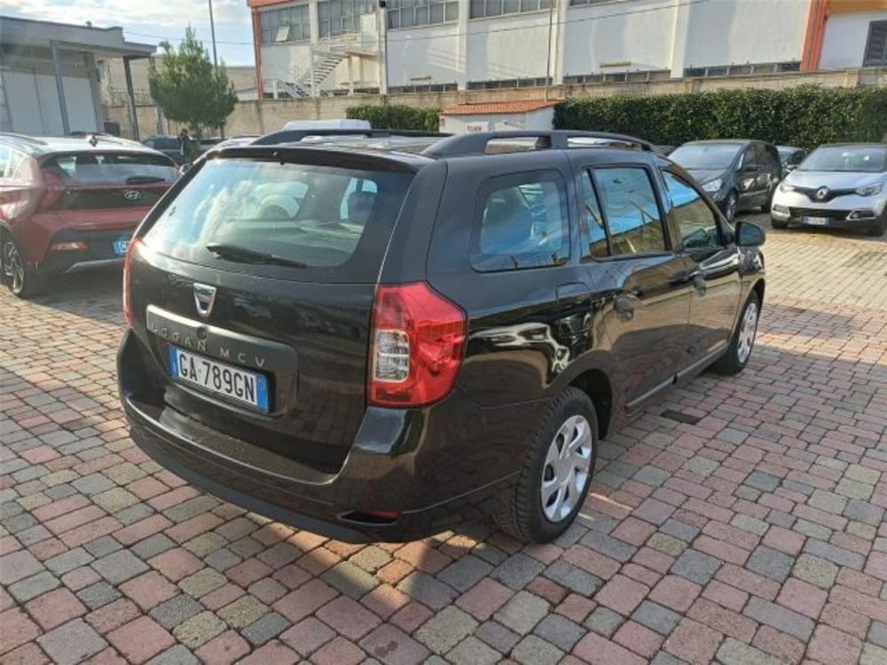 Dacia Logan usata a Bari (6)