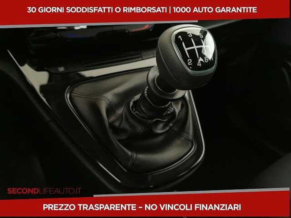 Lancia Ypsilon nuova a Chieti (12)