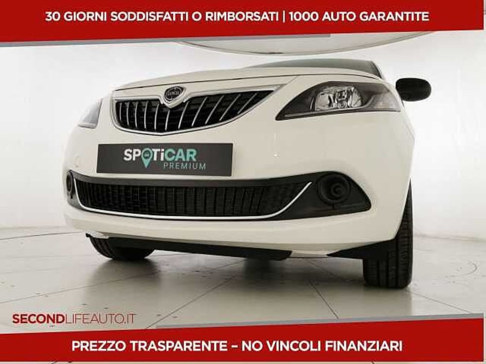 Lancia Ypsilon nuova a Chieti (19)